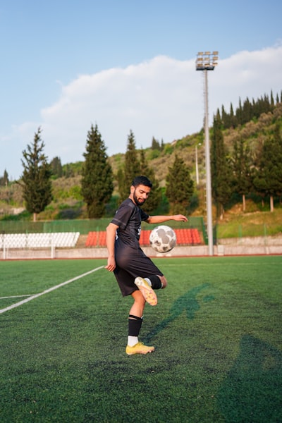 ترتيباتناديليفربولمسيرةالنجاحوالتحدياتفيالموسمالحالي